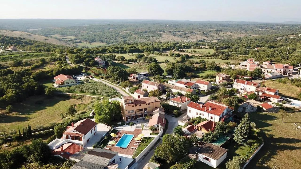 Xxl Holiday Home With Pool Marcana Croatia